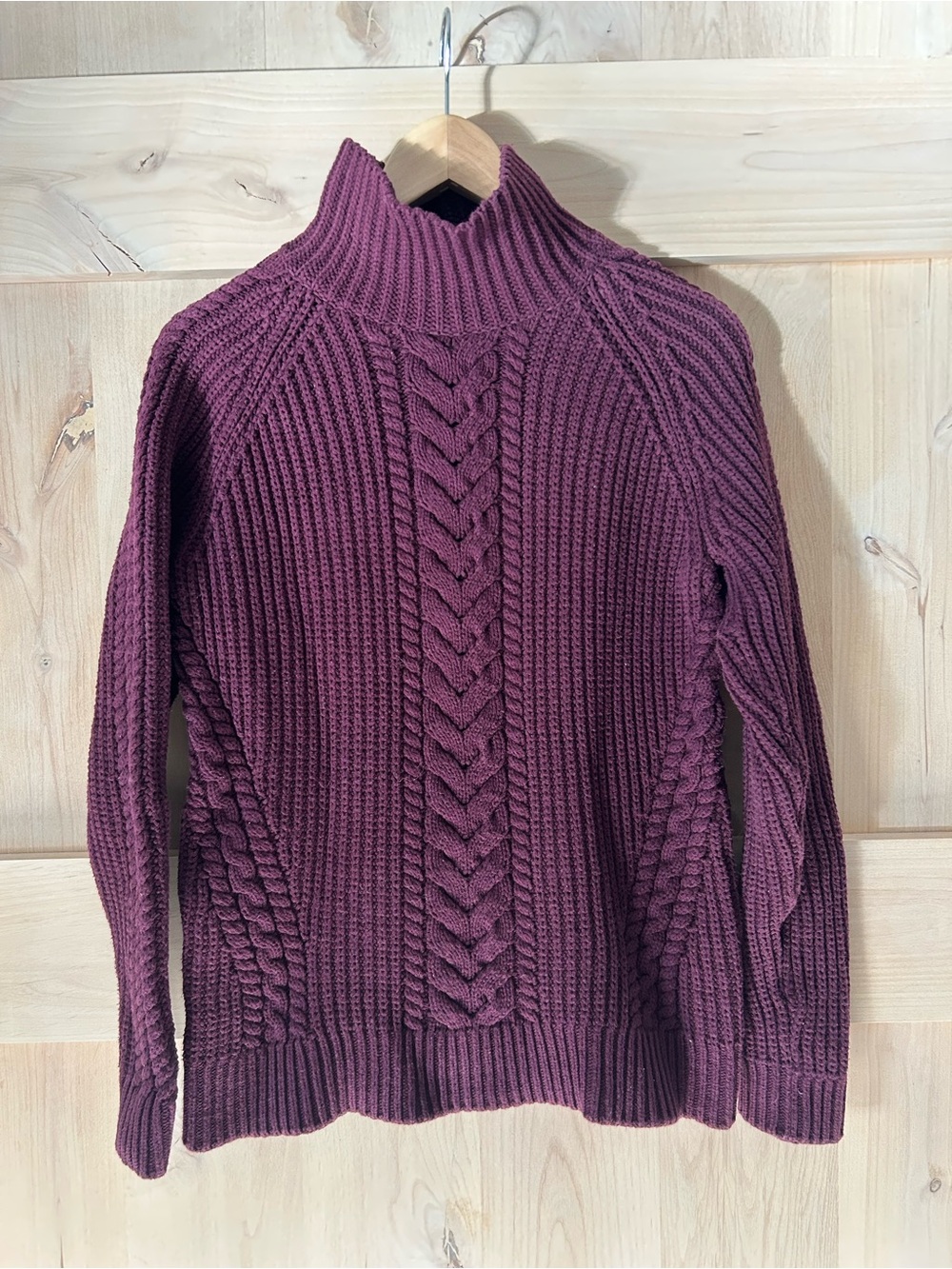 Lululemon Women’s Bring the Cozy Cable Knit Turtleneck Sweater Deep Plum, size 2